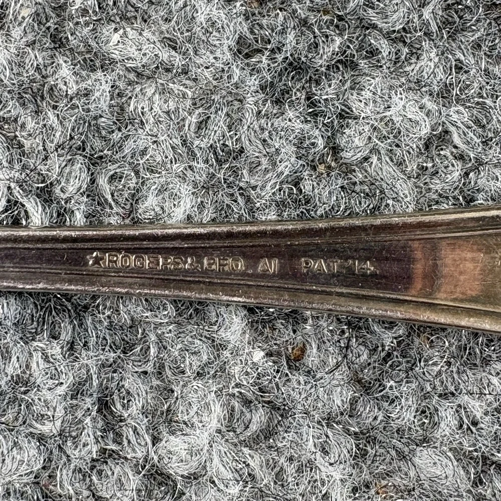 Vintage Rogers & Bro. Garland 1914 A1 Silverplate Butter Spreaders Set of 6